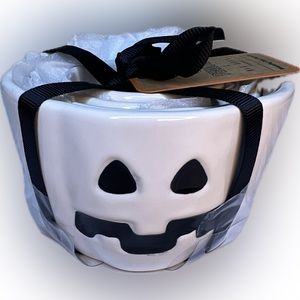 Rae Dunn Halloween Snoopy measuring cups